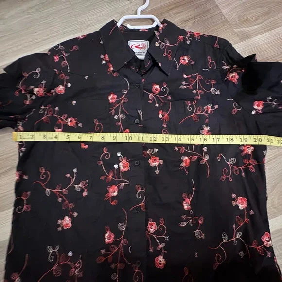 Embroidered Roper Shirt - Picture 8 of 11